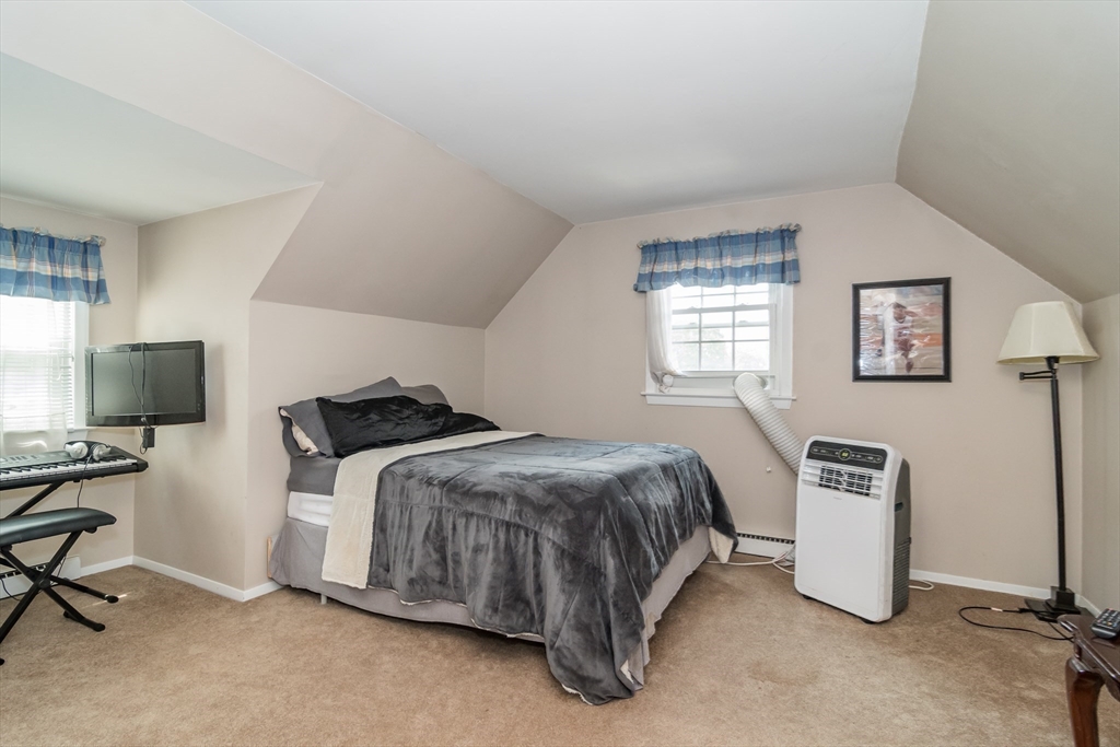 17 Amory Road Marlborough, MA 01752 - Photo 14 of 31 Gallery Image 14