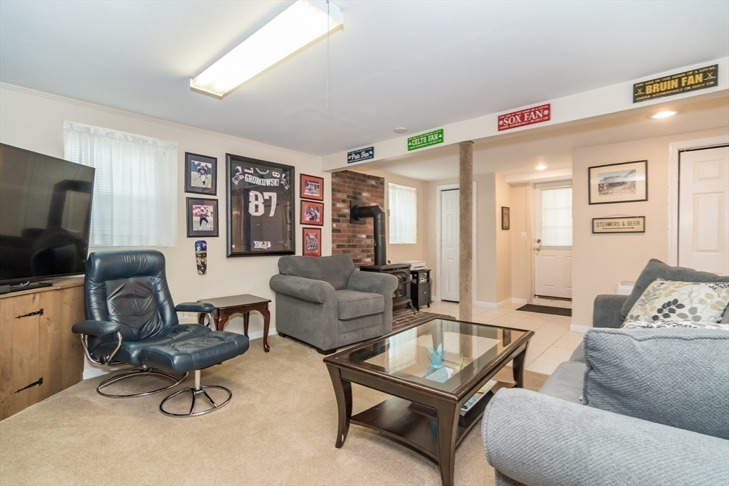 17 Amory Road Marlborough, MA 01752 - Photo 19 of 31 Gallery Image 19