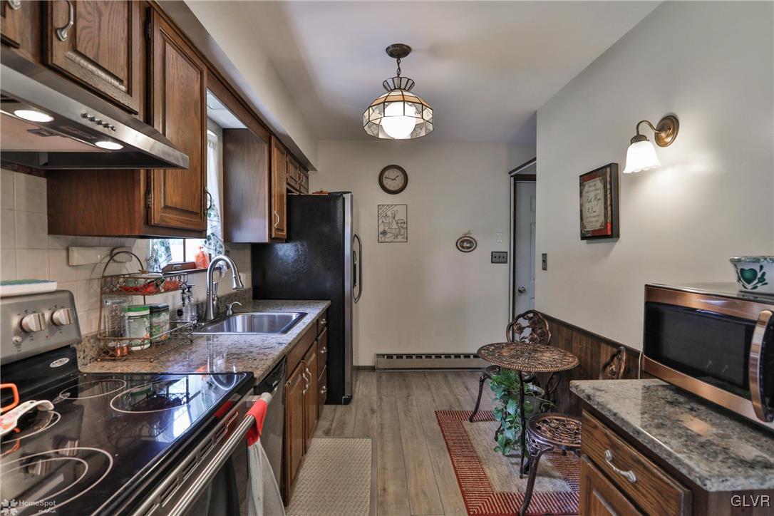 5546 Lanark Road Center Valley, PA 18034 - Photo 14 of 49 Gallery Image 14