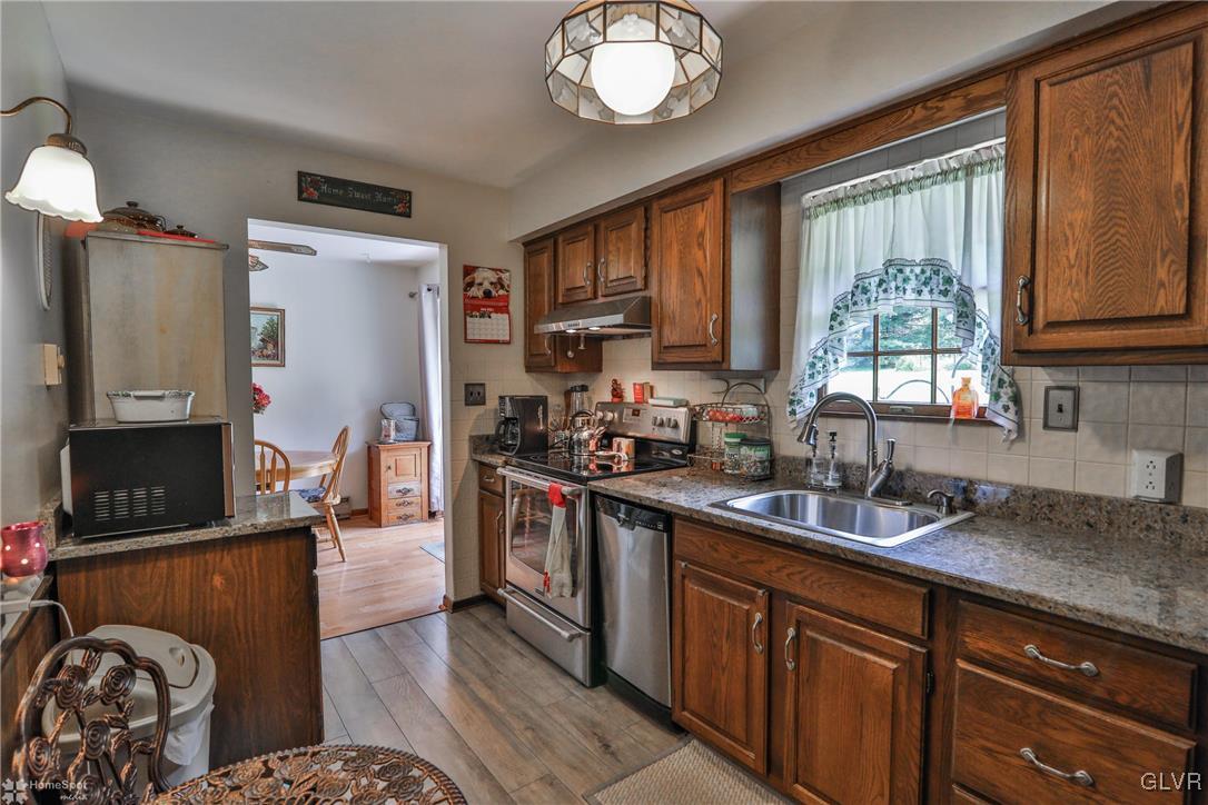 5546 Lanark Road Center Valley, PA 18034 - Photo 16 of 49 Gallery Image 16