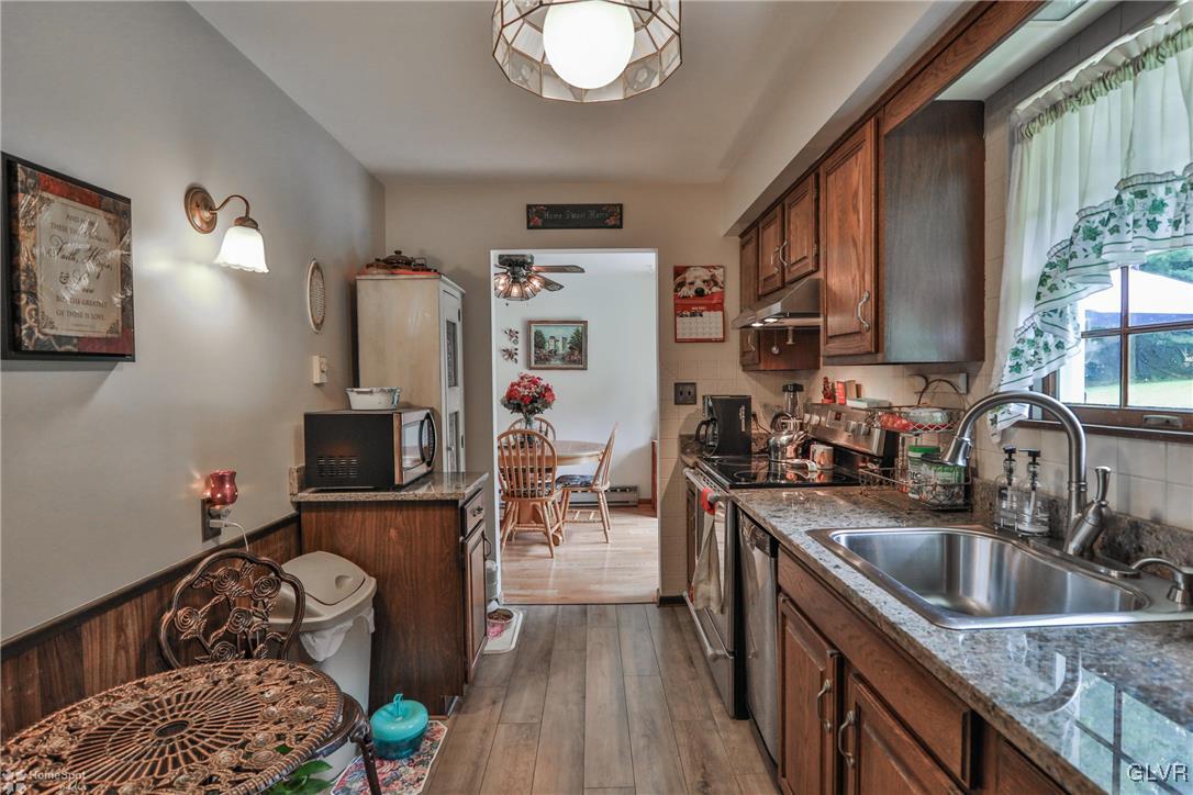 5546 Lanark Road Center Valley, PA 18034 - Photo 17 of 49 Gallery Image 17