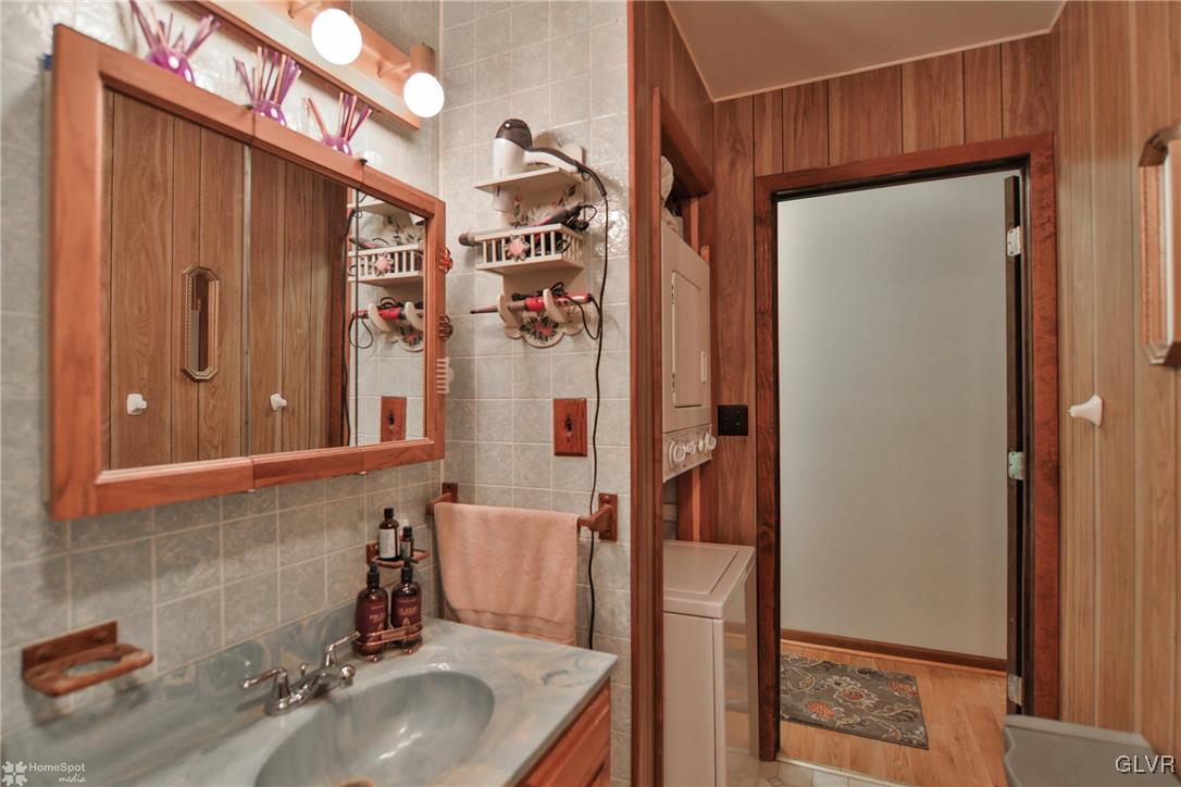 5546 Lanark Road Center Valley, PA 18034 - Photo 21 of 49 Gallery Image 21