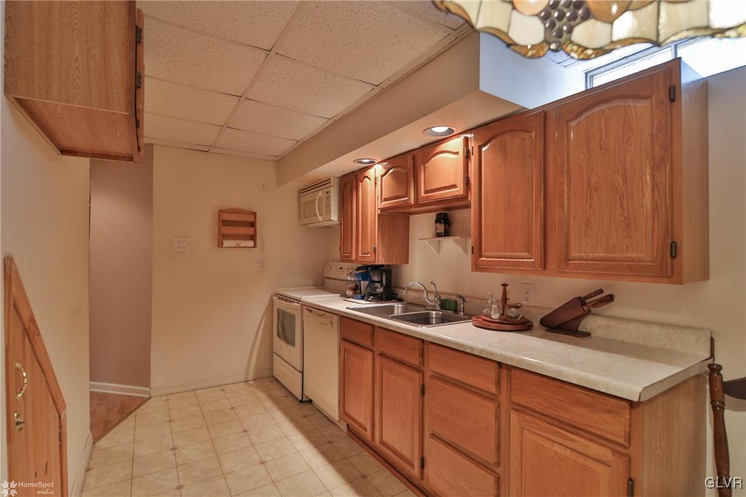 5546 Lanark Road Center Valley, PA 18034 - Photo 30 of 49 Gallery Image 30