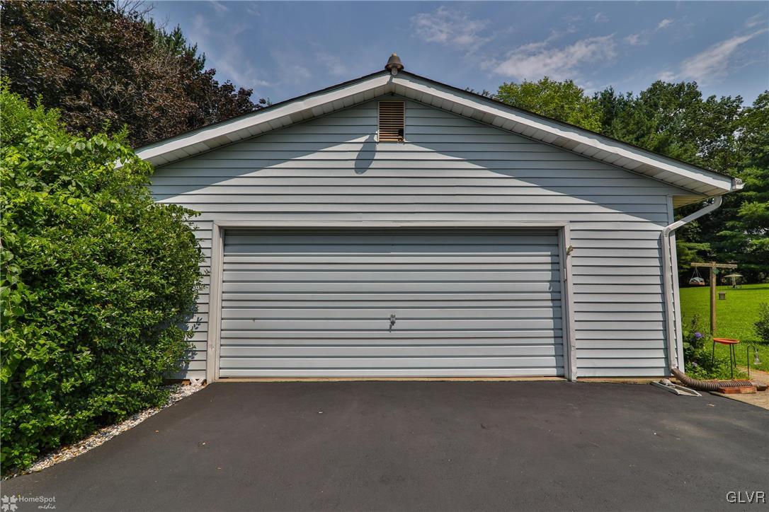 5546 Lanark Road Center Valley, PA 18034 - Photo 43 of 49 Gallery Image 43