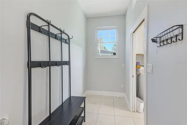 $5,000 | 1110 Highland Street South, St. Petersburg, FL 33701