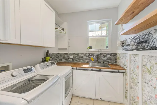 $5,000 | 1110 Highland Street South, St. Petersburg, FL 33701