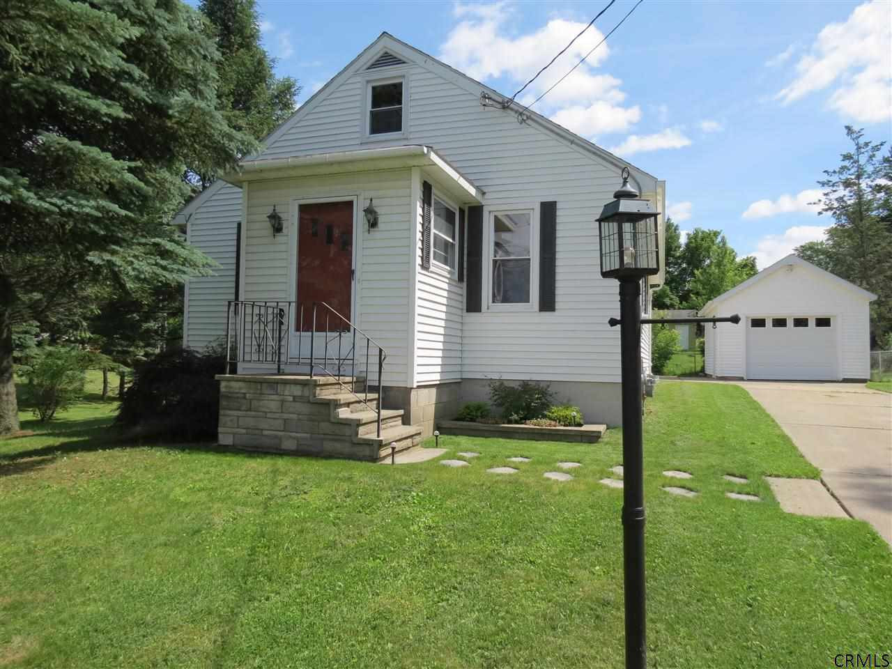 678 Boght Road Colonie, NY 12047 - Photo 1 of 20 Photo 1