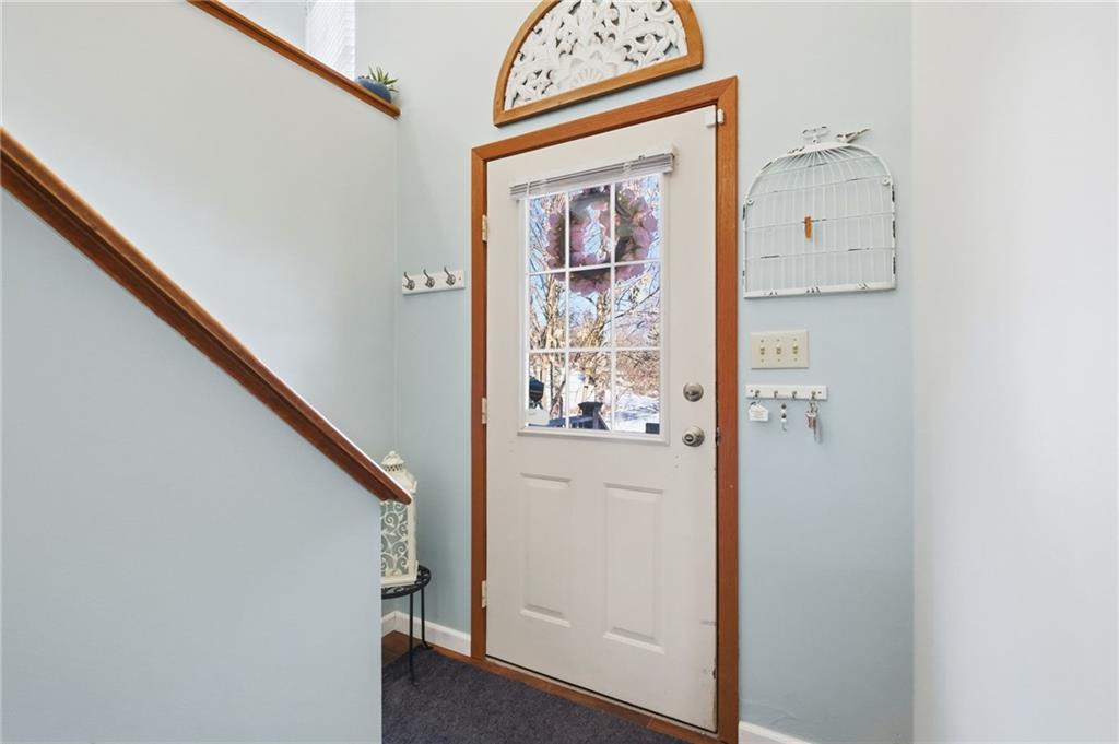3561 Cedar Ridge Road Allison Park, PA 15101 - Photo 6 of 50 Split-entry charm with a soaring vaulted entry and captain’s window.