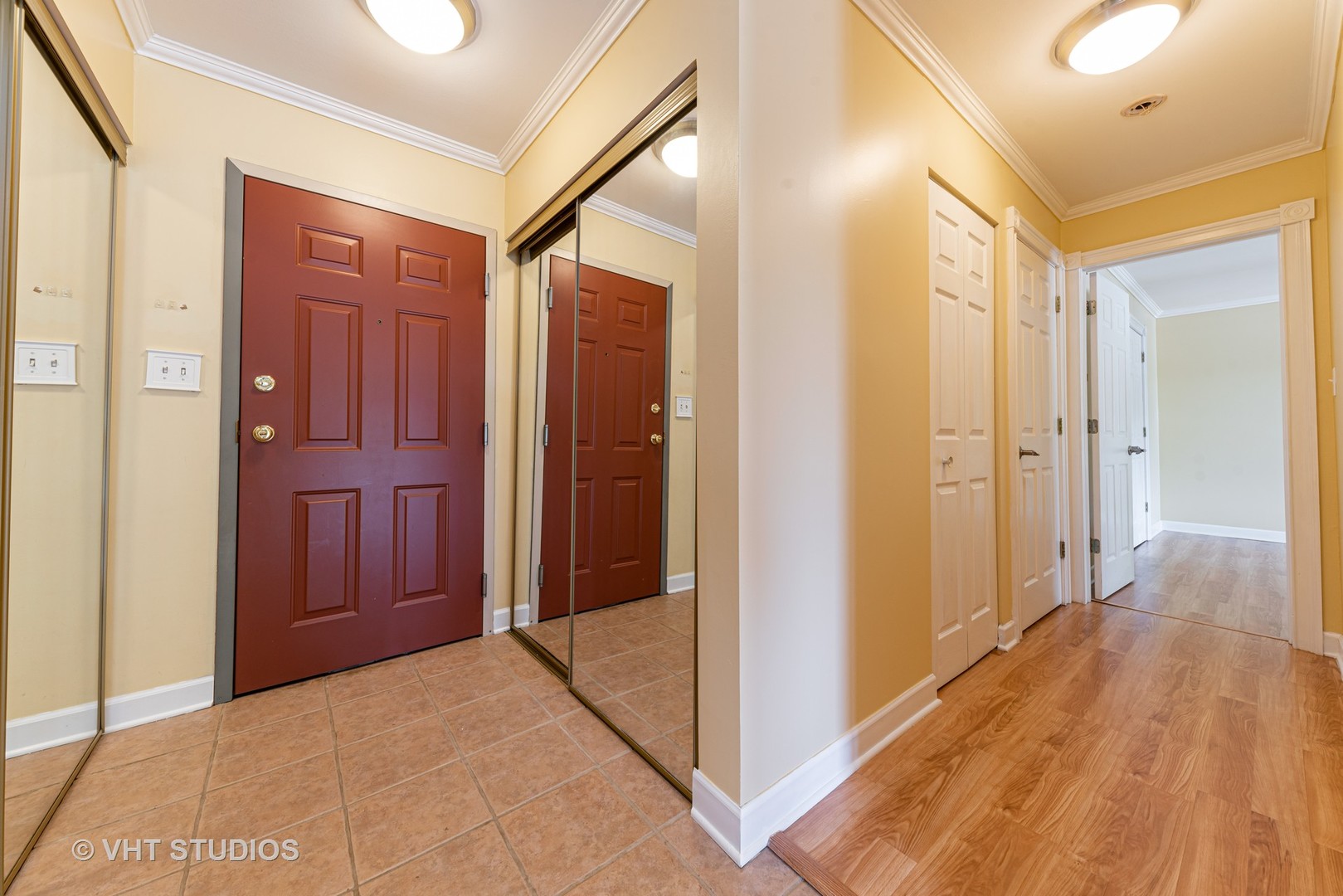 516 North Wilke Road, Unit 204 Palatine, IL 60074 - Photo 2 of 18