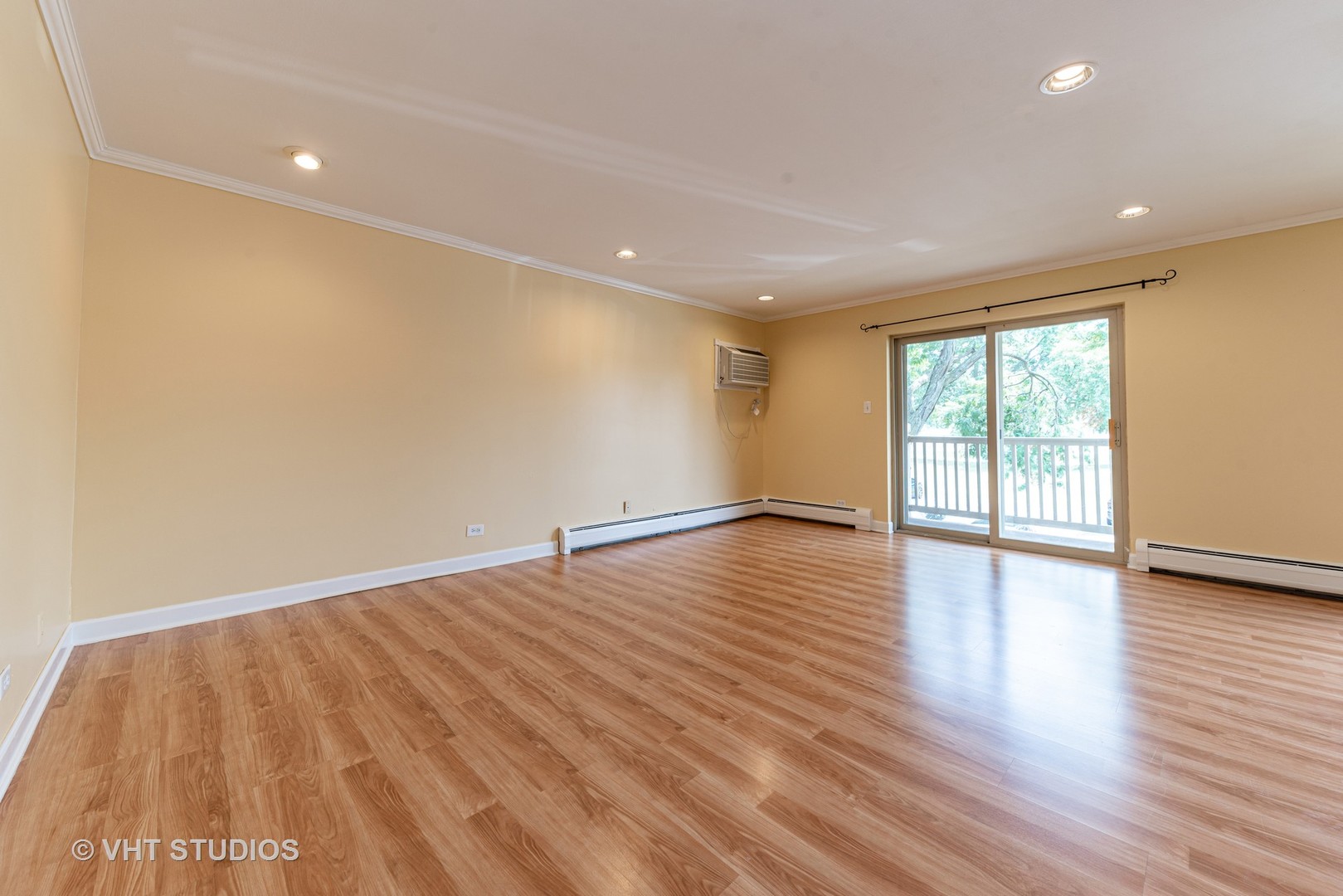 516 North Wilke Road, Unit 204 Palatine, IL 60074 - Photo 4 of 18