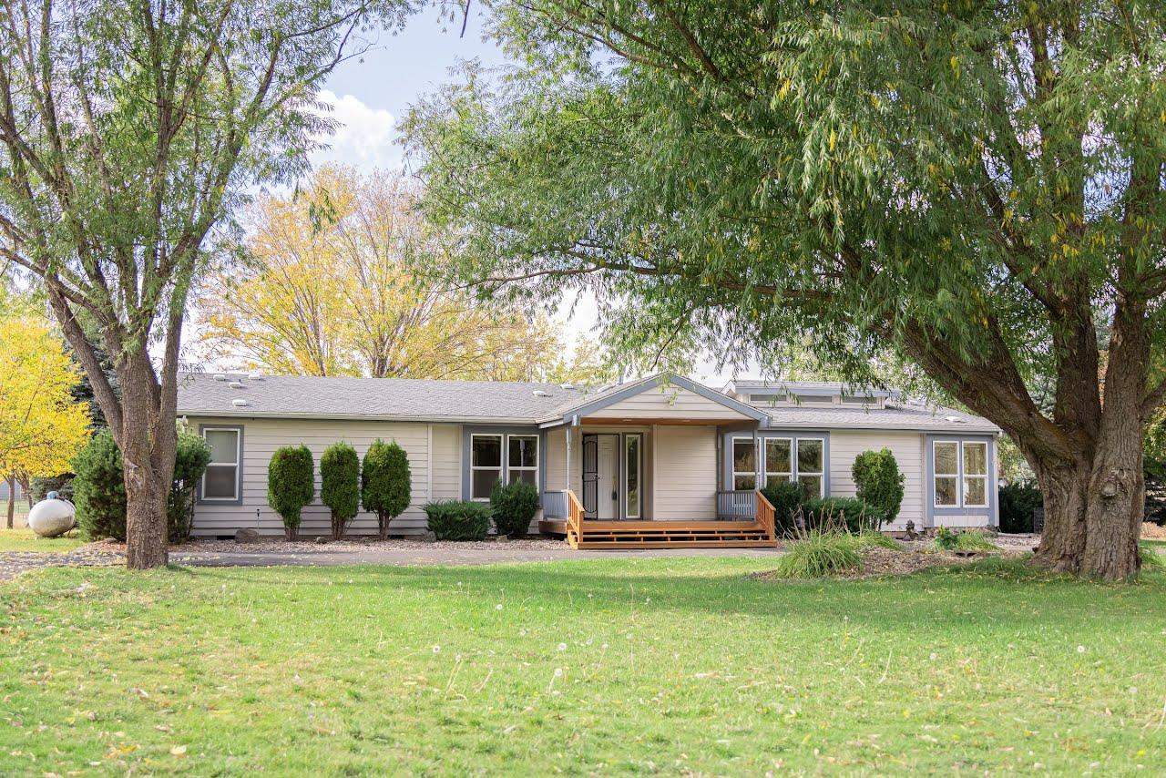 11404 South Keeney Road Spokane, WA 99224 - Photo 1 of 43
