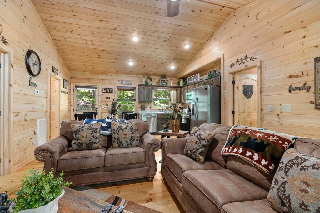 868 Granny Branch Drive Blue Ridge, GA 30513 - Photo 16 of 45 Gallery Image 16