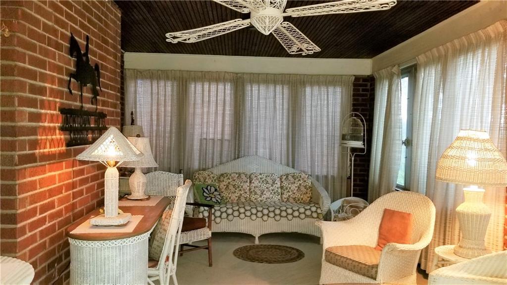 11371 Tioga Road North Huntingdon, PA 15642 - Photo 9 of 15 Gallery Image 9