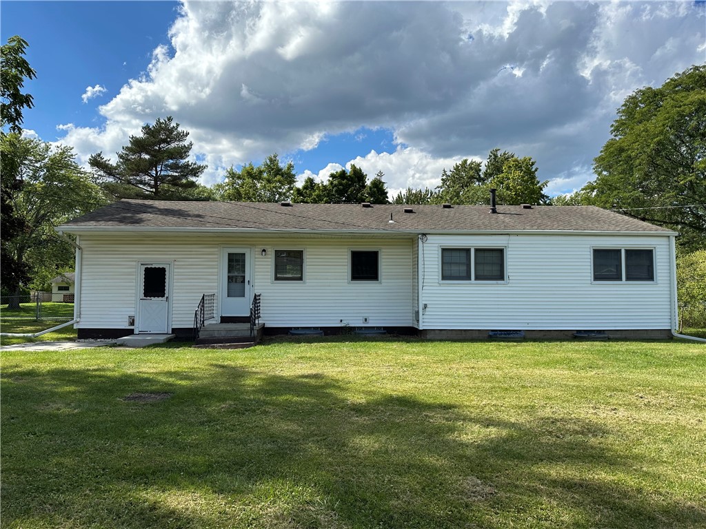 40 Guildhall Road Henrietta, NY 14623 - Photo 4 of 29