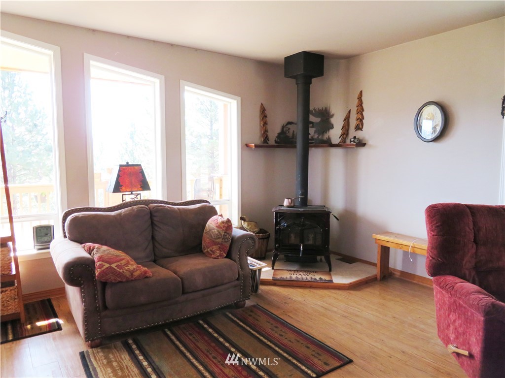25 Gray Hawk Way Republic, WA 99166 - Photo 7 of 25 Gallery Image 7