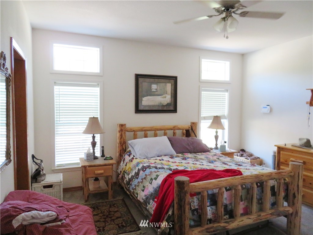 25 Gray Hawk Way Republic, WA 99166 - Photo 8 of 25 Gallery Image 8