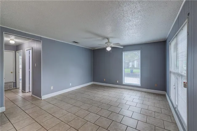 $1,695 | 1006 Fiesta Street, Unit A, Austin, TX 78702