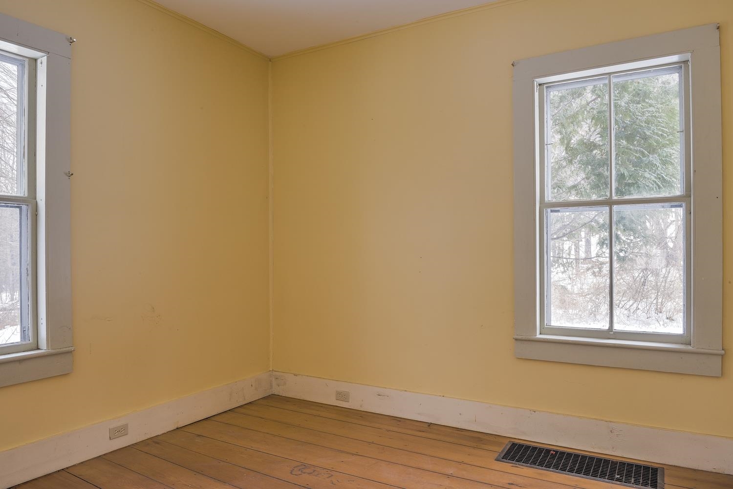 422 Pond Brook Road Chesterfield, NH 03466 - Photo 15 of 34