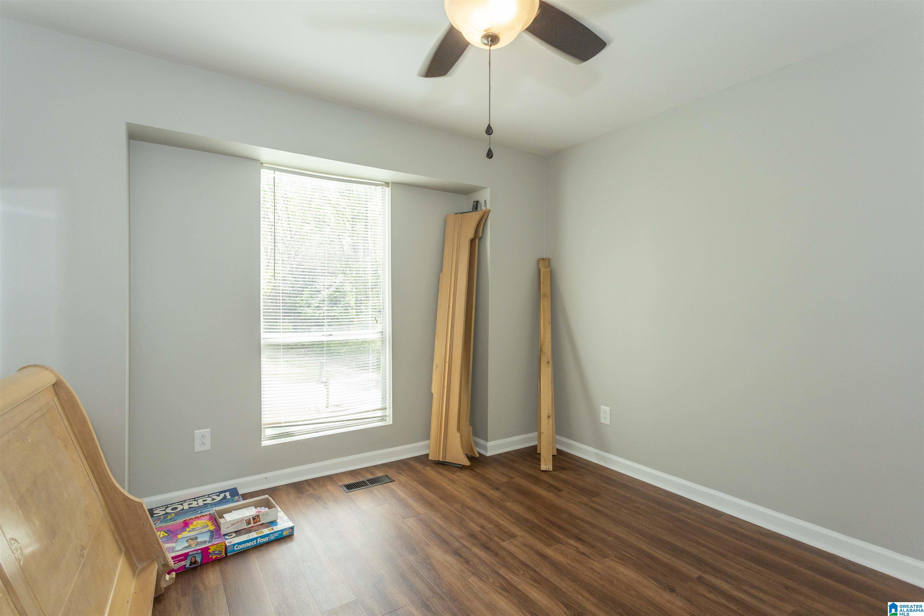 422 13th Place Pleasant Grove, AL 35127 - Photo 16 of 28