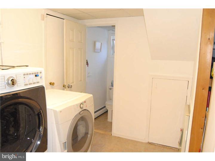 3549 Brookview Road Philadelphia, PA 19154 - Photo 11 of 13 Laundry Room