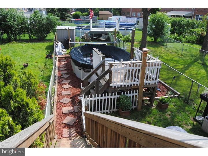 3549 Brookview Road Philadelphia, PA 19154 - Photo 12 of 13 Exterior Back