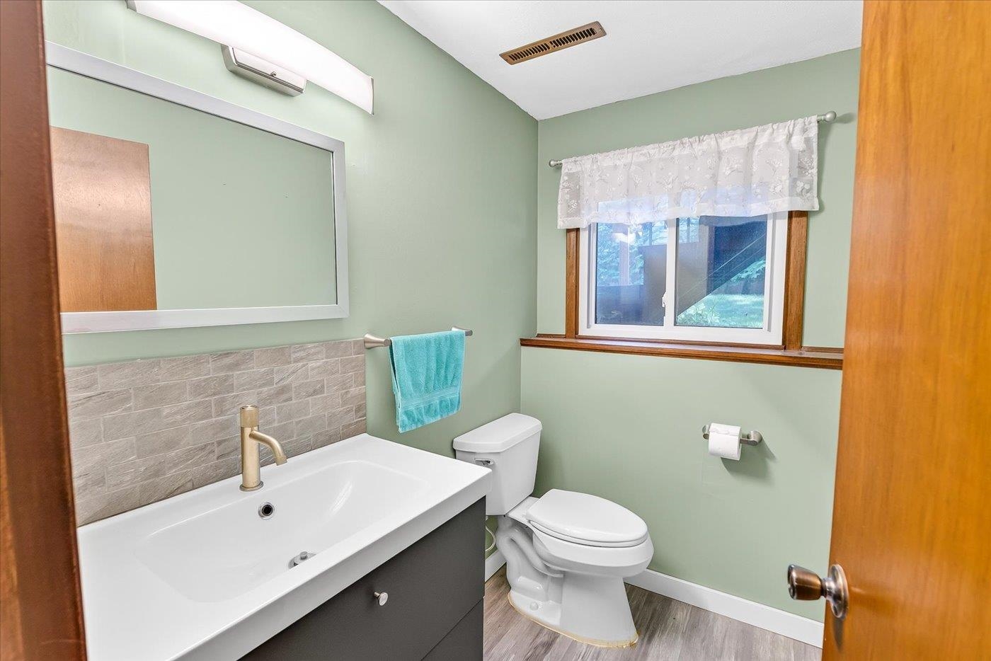 285 Walnut Street Oregon, WI 53575 - Photo 36 of 60