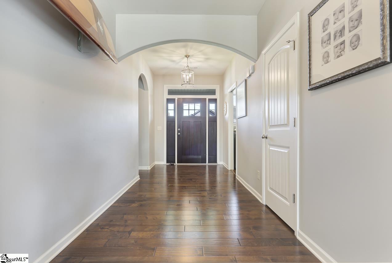 215 Downs Road Greenville, SC 29617 - Photo 3 of 25 Gallery Image 3