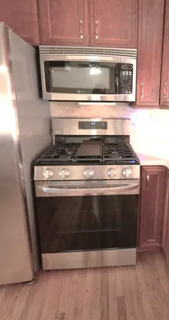 $1,900 | 1461 Balmoral Avenue, Unit 1N, Westchester, IL 60154