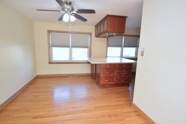 $1,900 | 1461 Balmoral Avenue, Unit 1N, Westchester, IL 60154
