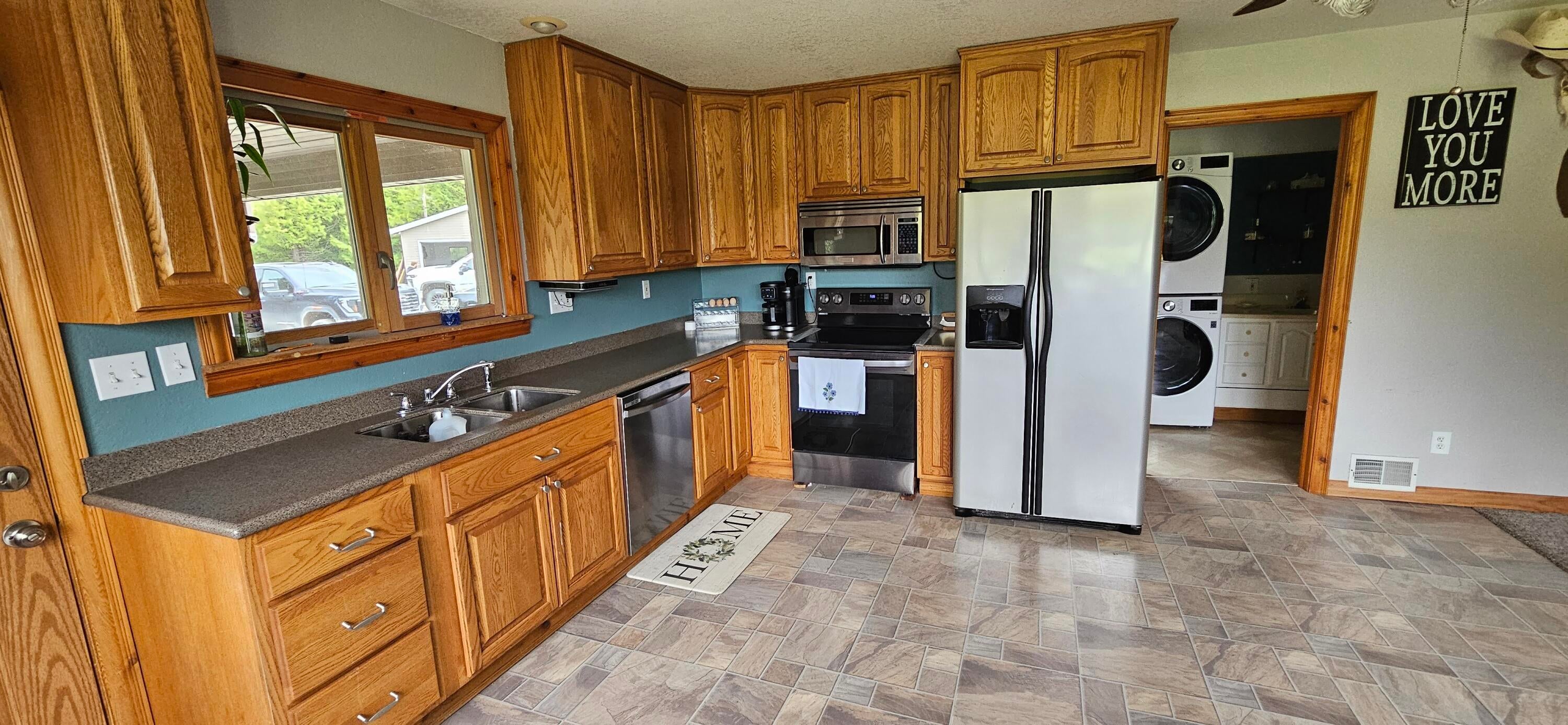 2460 West Hamilton Road Alpena, MI 49707 - Photo 8 of 36 Kitchen