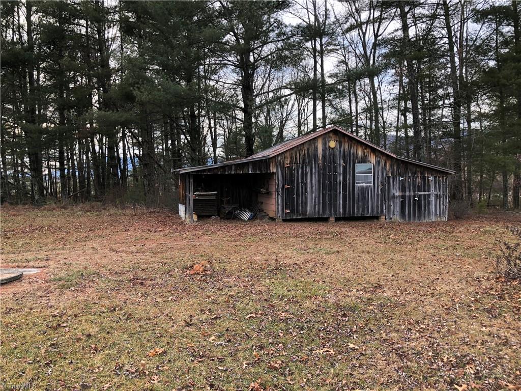 1274 Apple Ridge Road Cana, VA 24317 - Photo 28 of 30 Gallery Image 28