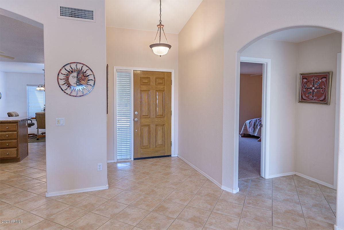 15431 Piccadilly Road Goodyear, AZ 85395 - Photo 3 of 19 Foyer