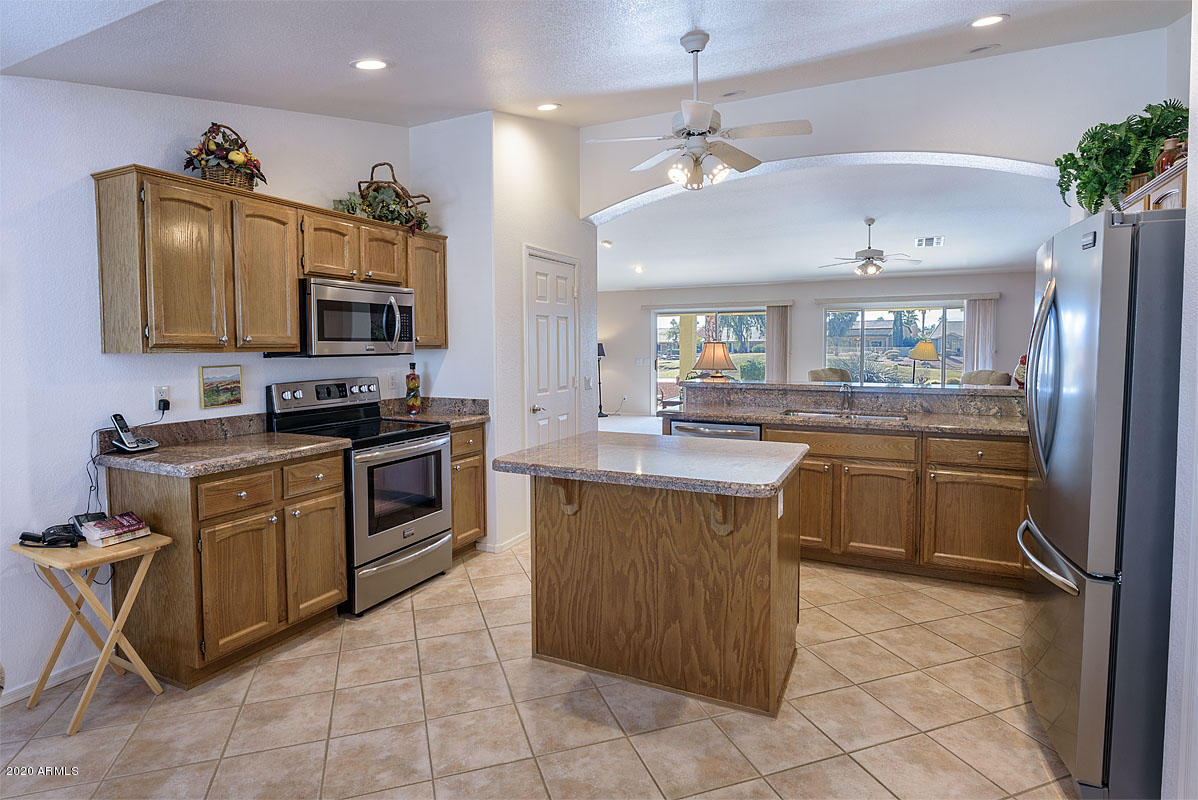 15431 Piccadilly Road Goodyear, AZ 85395 - Photo 8 of 19 Kitchen View 2