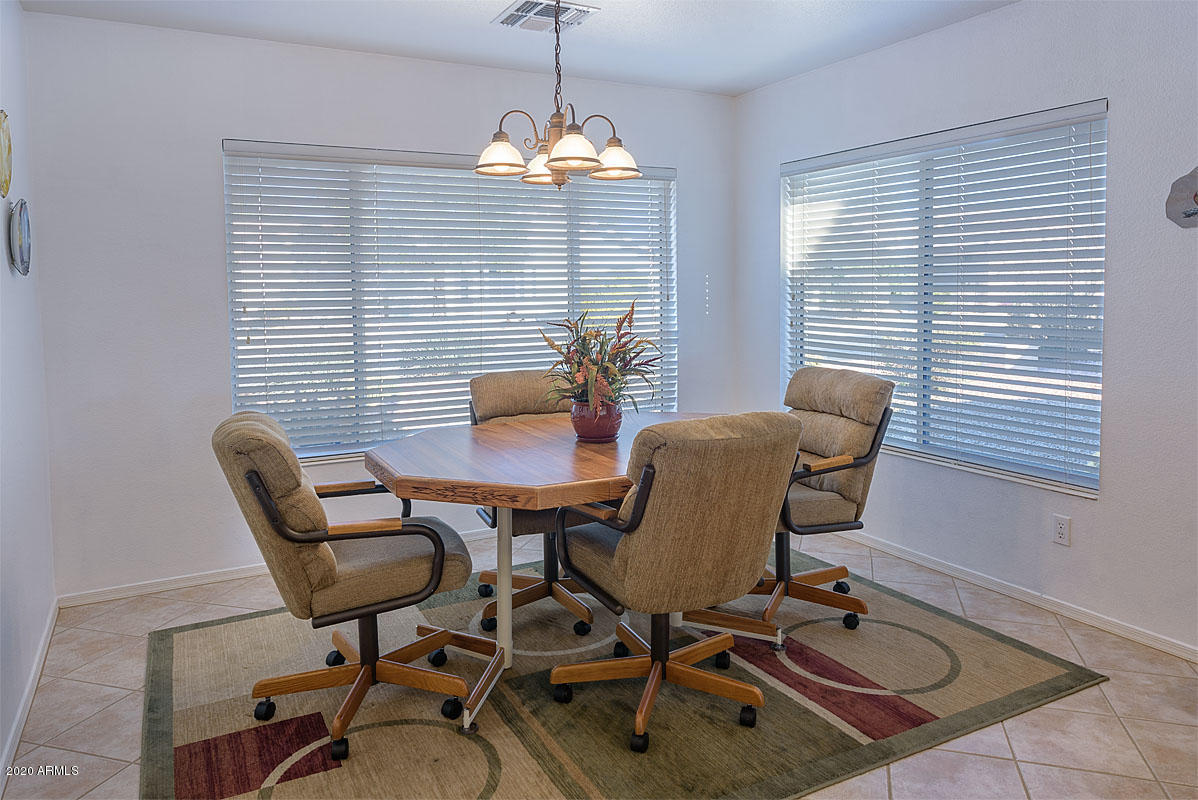 15431 Piccadilly Road Goodyear, AZ 85395 - Photo 10 of 19 Dining Room
