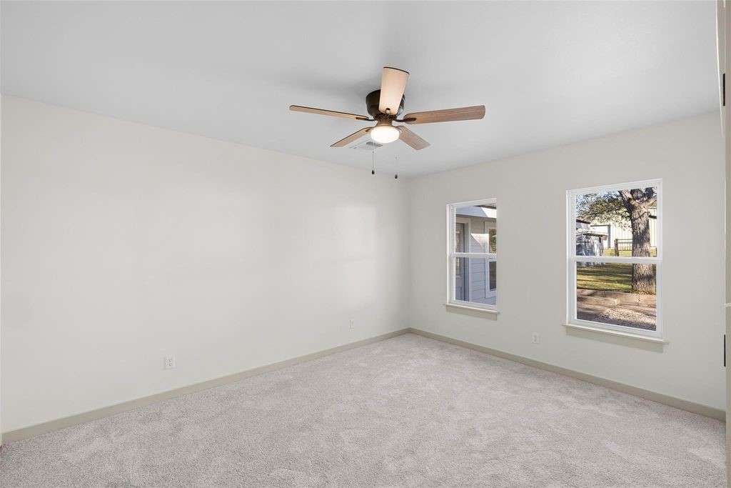 911 Eilers Street Schulenburg, TX 78956 - Photo 17 of 22