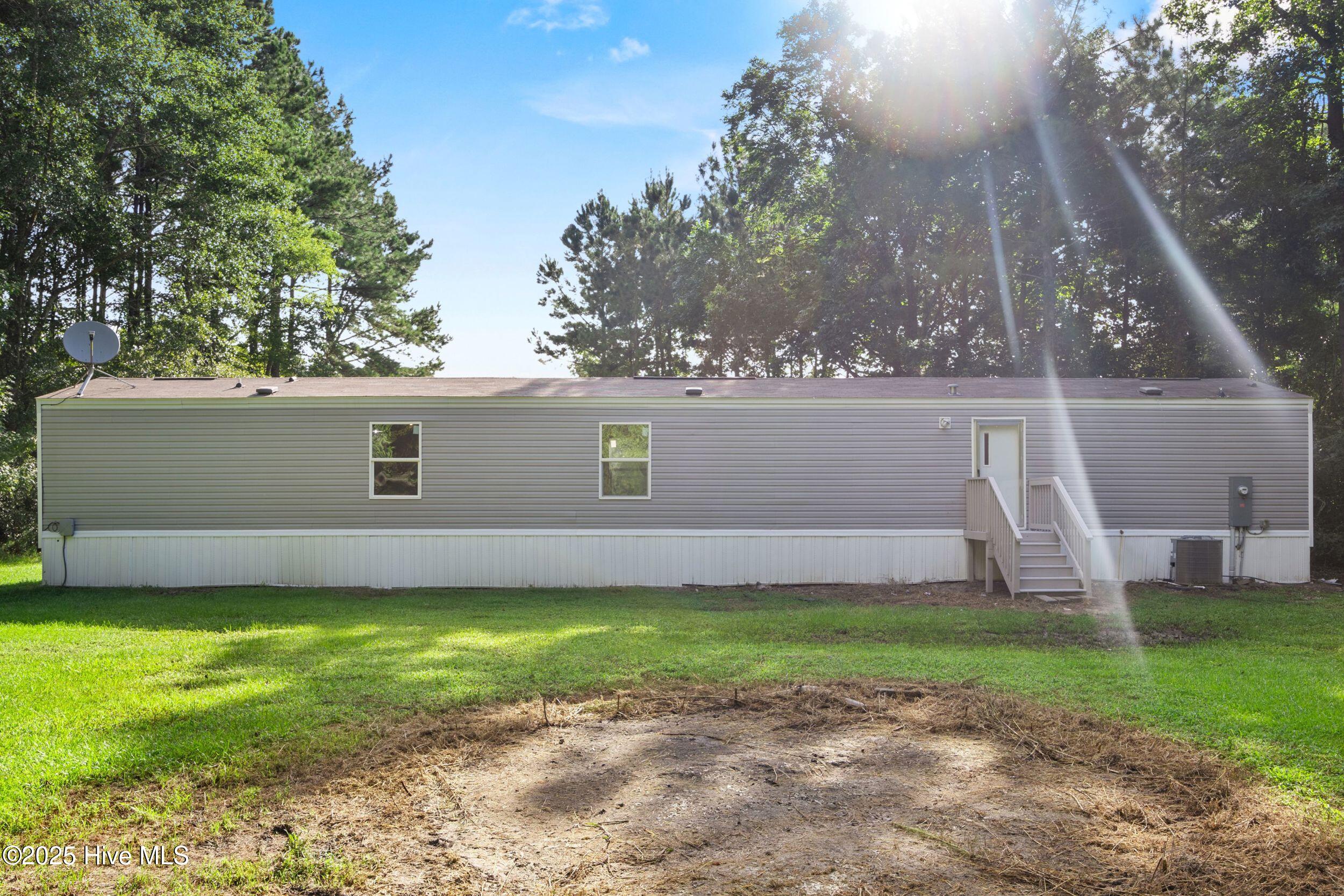 325 Messer Loop Road Burgaw, NC 28425 - Photo 22 of 24 033_fnsD