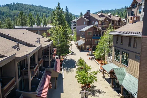 $569,000 | 2000 North Village Drive, Unit 318, Truckee, CA 96161