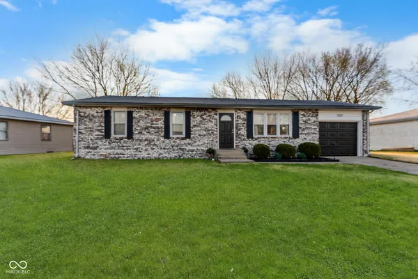 $199,900 | 620 North Jackson Park Drive, Seymour, IN 47274