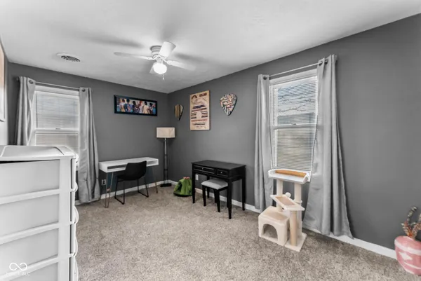 $199,900 | 620 North Jackson Park Drive, Seymour, IN 47274