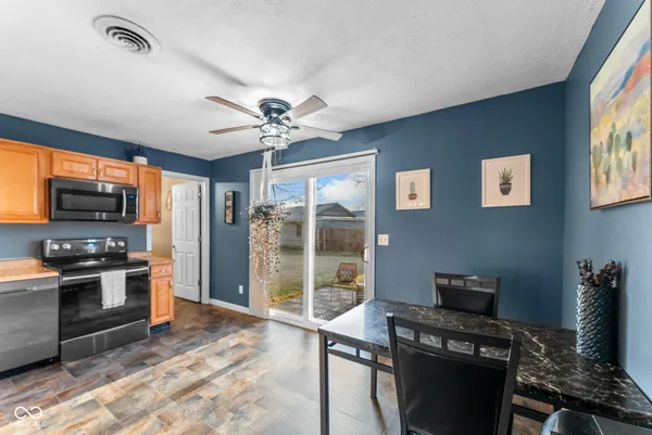 $199,900 | 620 North Jackson Park Drive, Seymour, IN 47274