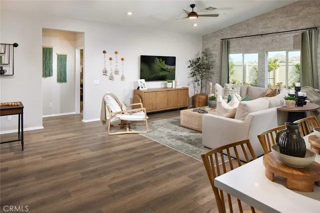 $729,990 | 23352 Copa De Oro Court, Wildomar, CA 92562