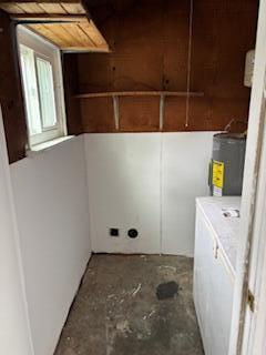 726-728 West State Line Road Rossville, GA 30741 - Photo 19 of 21 726 laundry