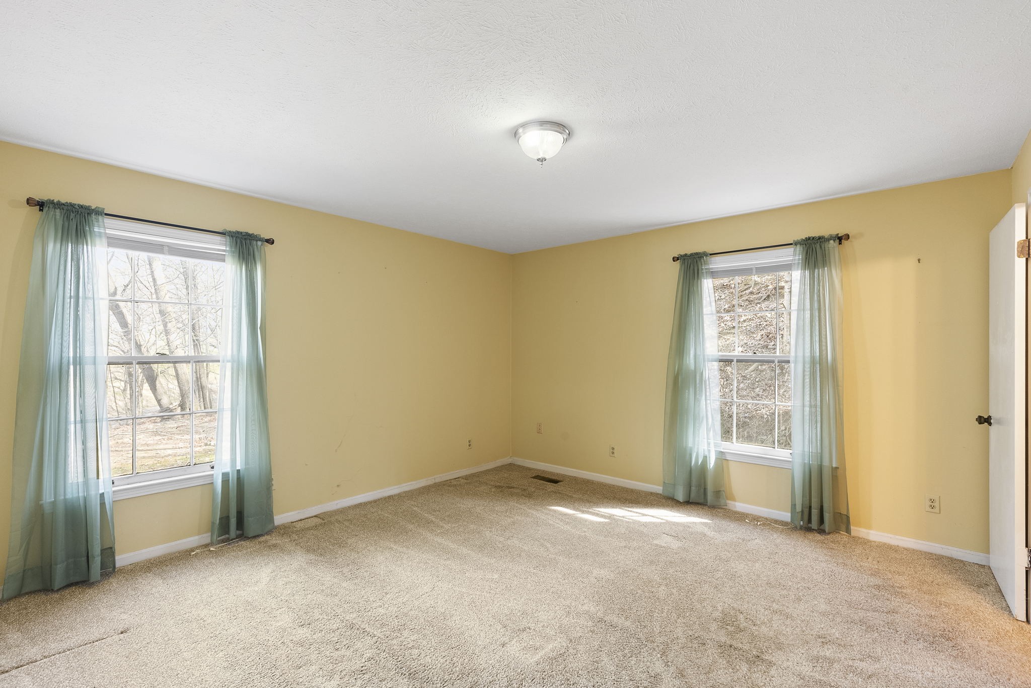 1628 Butler Mill Hollow Road Bethpage, TN 37022 - Photo 12 of 14 a view of an empty room with a window