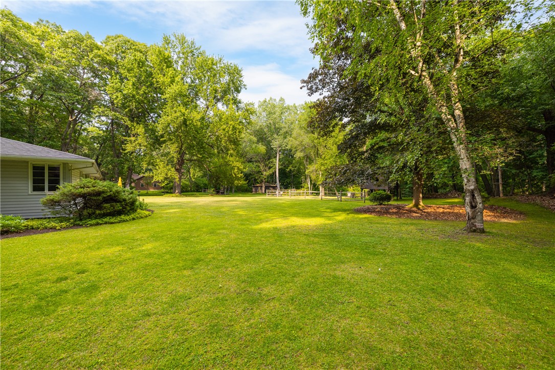 160 Wisner Road Irondequoit, NY 14622 - Photo 31 of 40