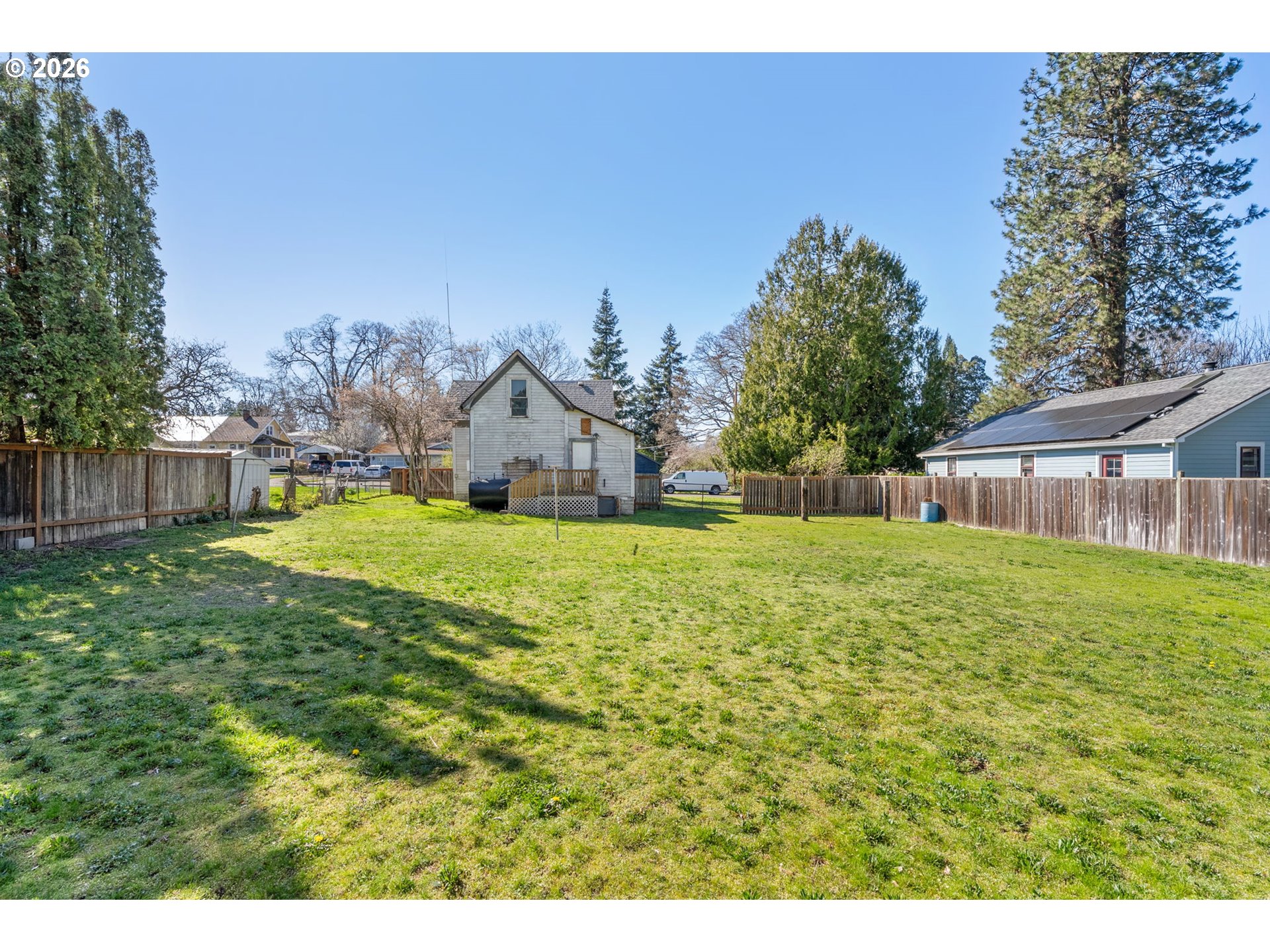 1011 5th Street Hood River, OR 97031 - Photo 12 of 18