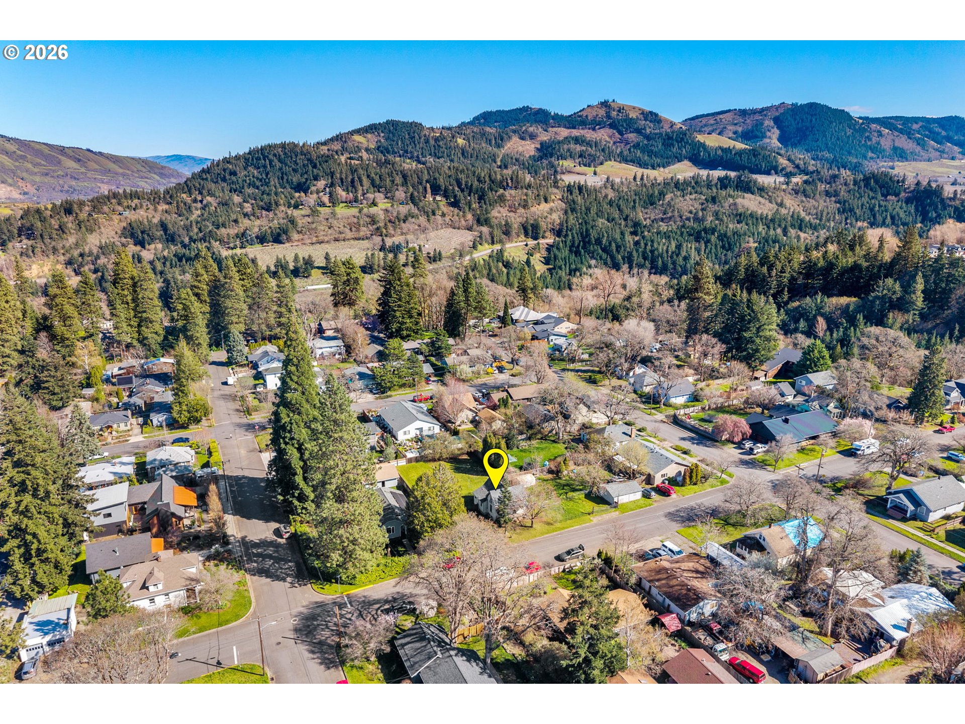 1011 5th Street Hood River, OR 97031 - Photo 15 of 18
