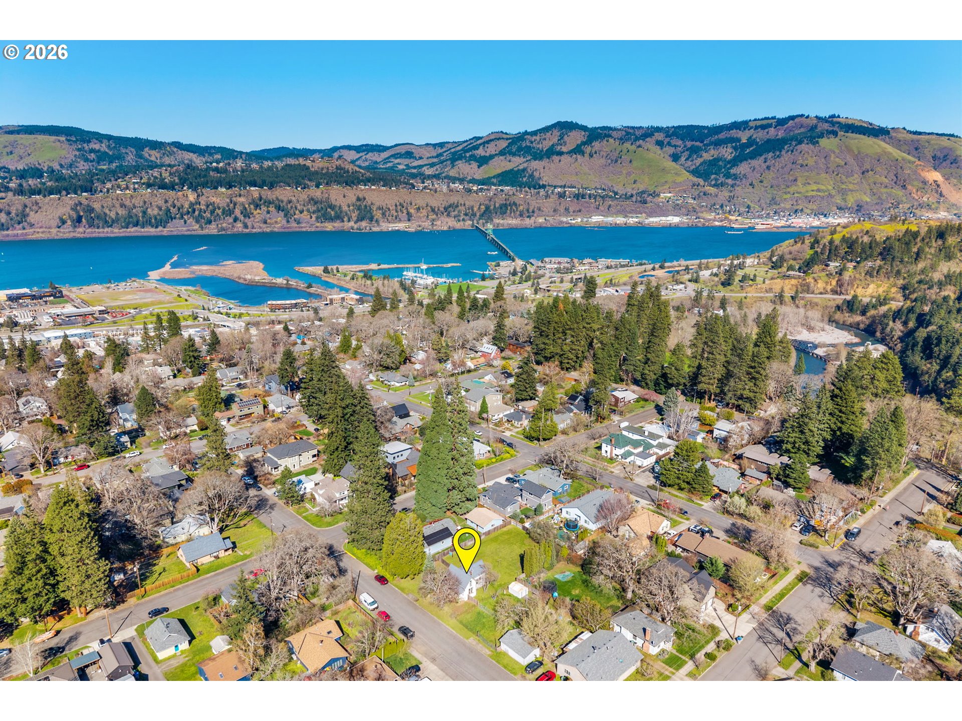 1011 5th Street Hood River, OR 97031 - Photo 16 of 18