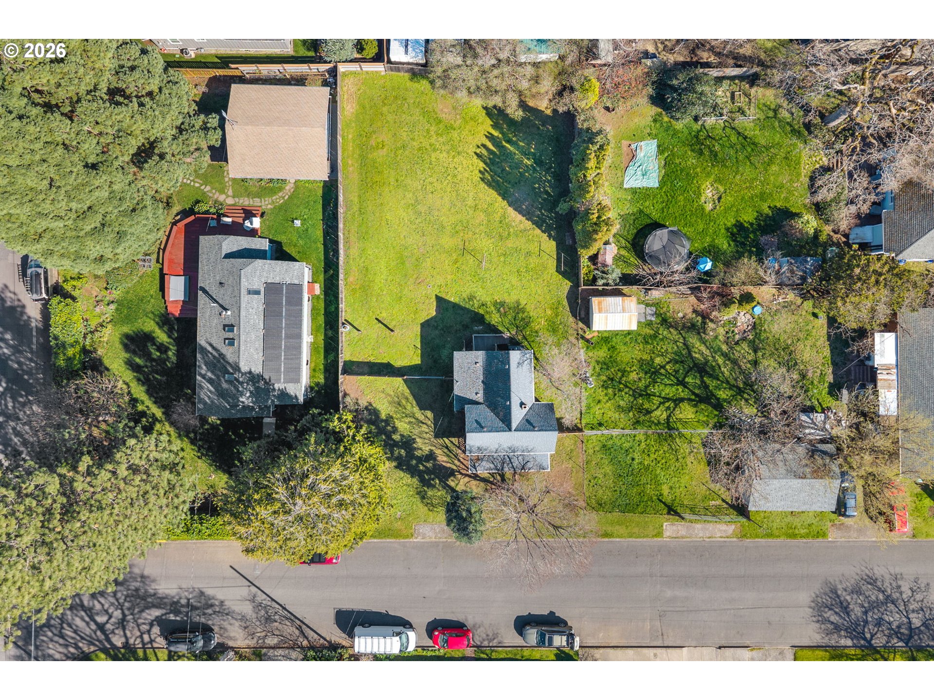 1011 5th Street Hood River, OR 97031 - Photo 2 of 18