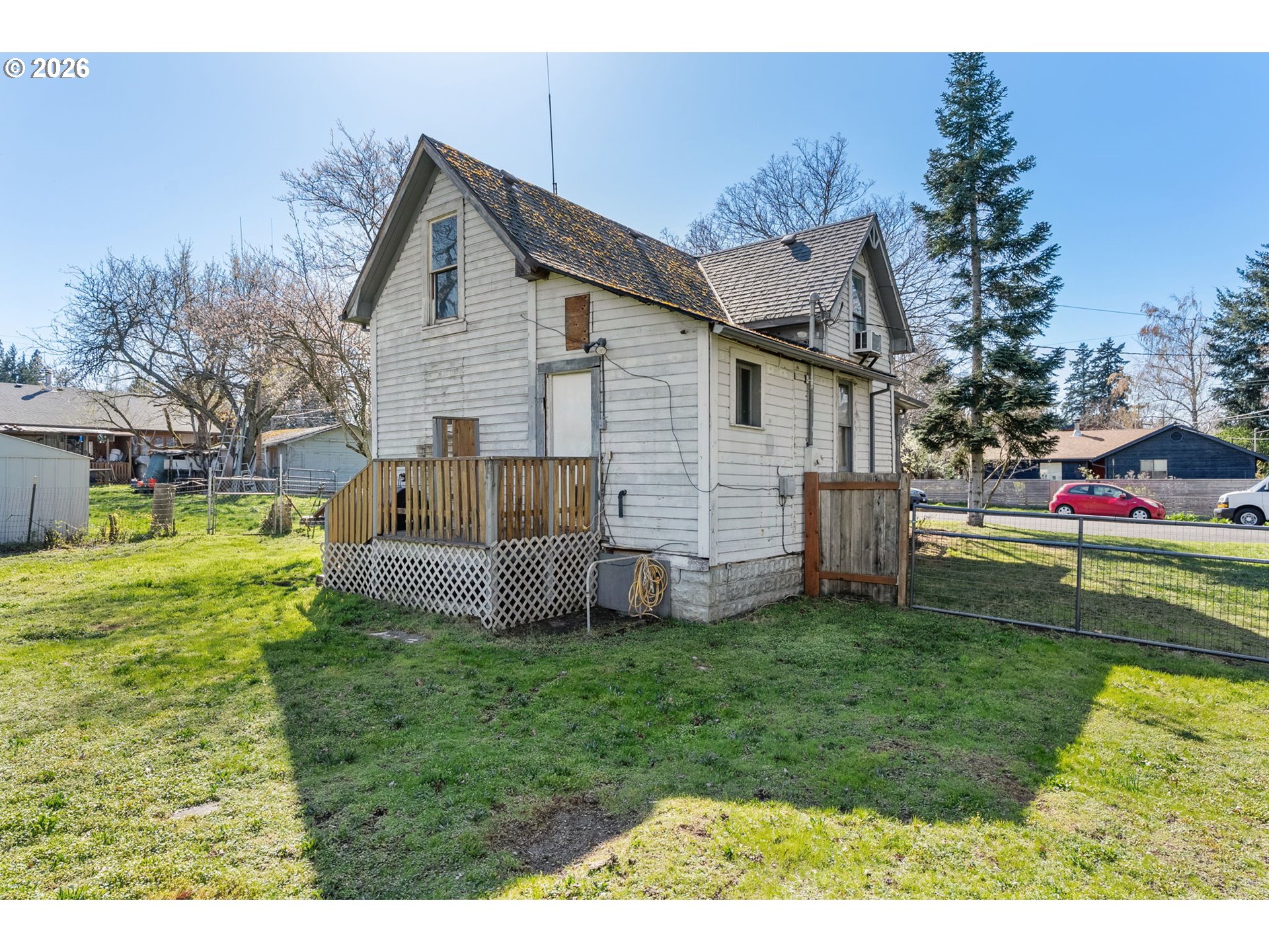 1011 5th Street Hood River, OR 97031 - Photo 9 of 18