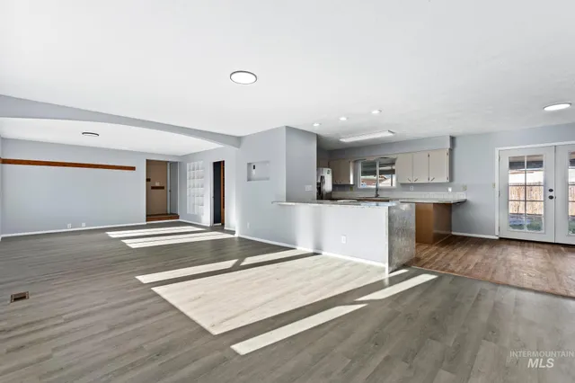 $399,990 | 503 Northwest 3rd Street, Fruitland, ID 83619